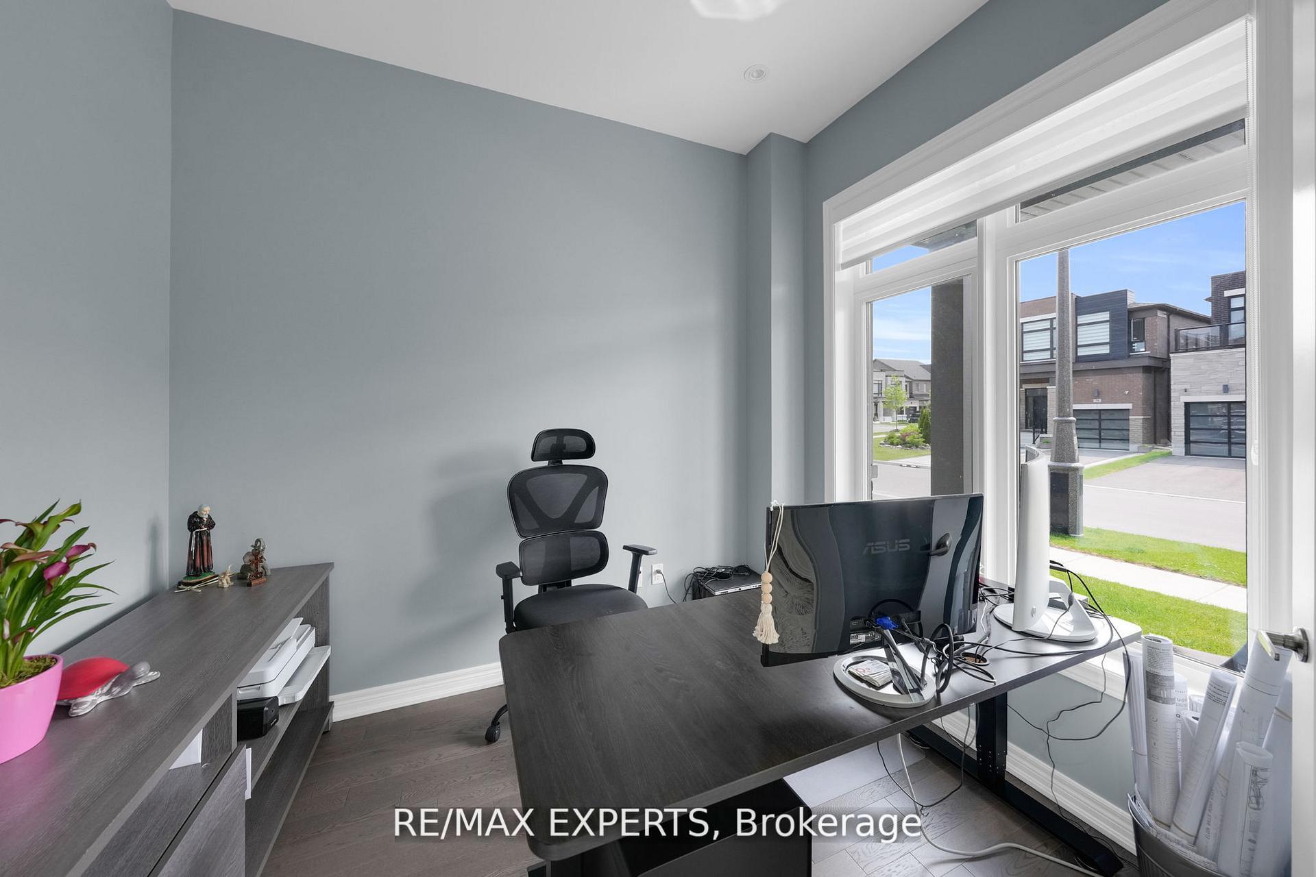 Photo 10 of 74 Ryerson Drive, Vaughan, Kleinburg — HOMEH
