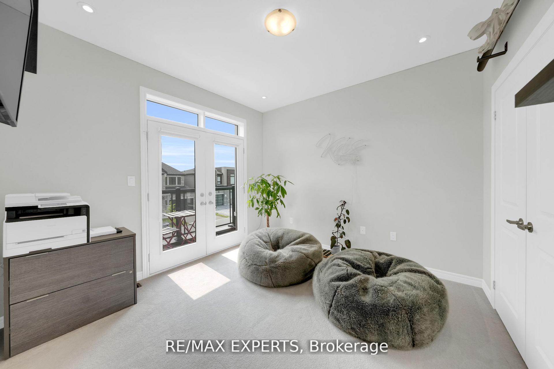 Photo 29 of 74 Ryerson Drive, Vaughan, Kleinburg — HOMEH