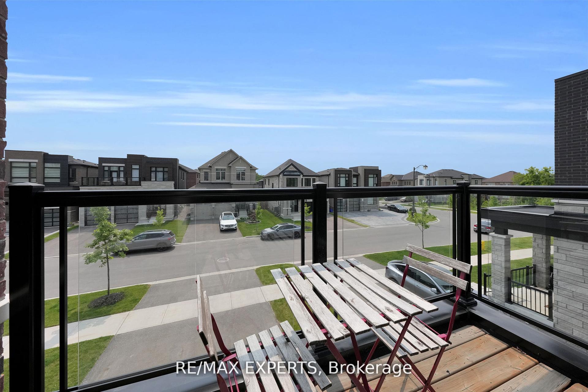 Photo 42 of 74 Ryerson Drive, Vaughan, Kleinburg — HOMEH