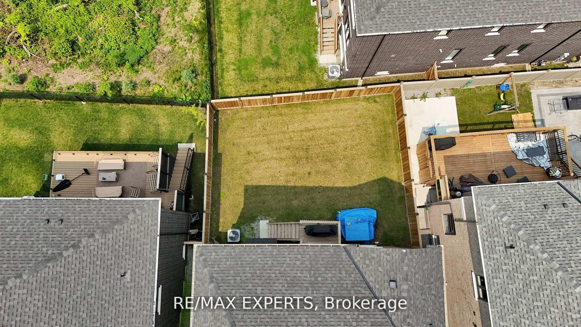 Photo 45 of 74 Ryerson Drive, Vaughan, Kleinburg — HOMEH