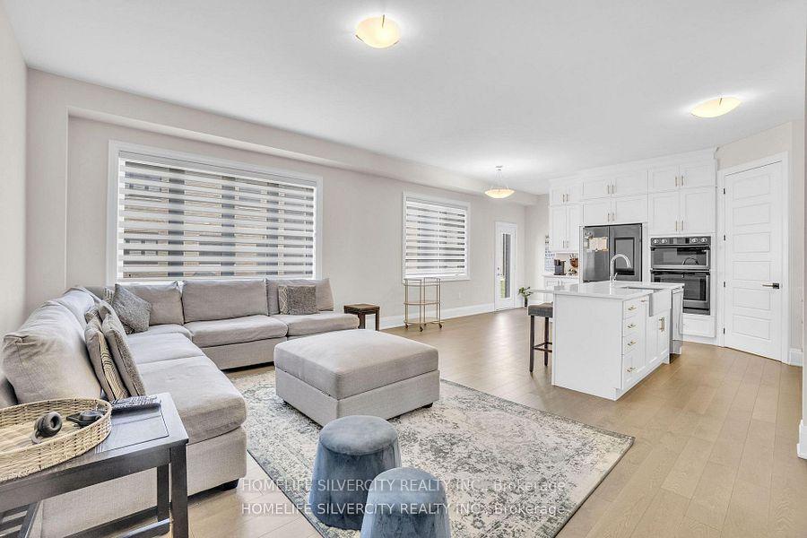 Photo 8 of 43 Michener Drive, Brampton, Sandringham-Wellington North — HOMEH