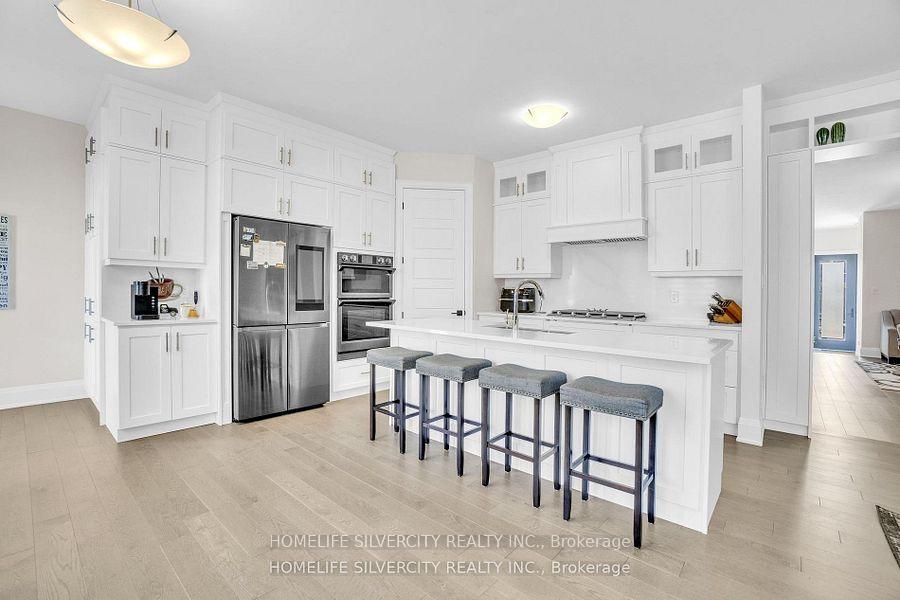 Photo 10 of 43 Michener Drive, Brampton, Sandringham-Wellington North — HOMEH