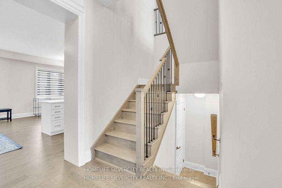 Photo 13 of 43 Michener Drive, Brampton, Sandringham-Wellington North — HOMEH