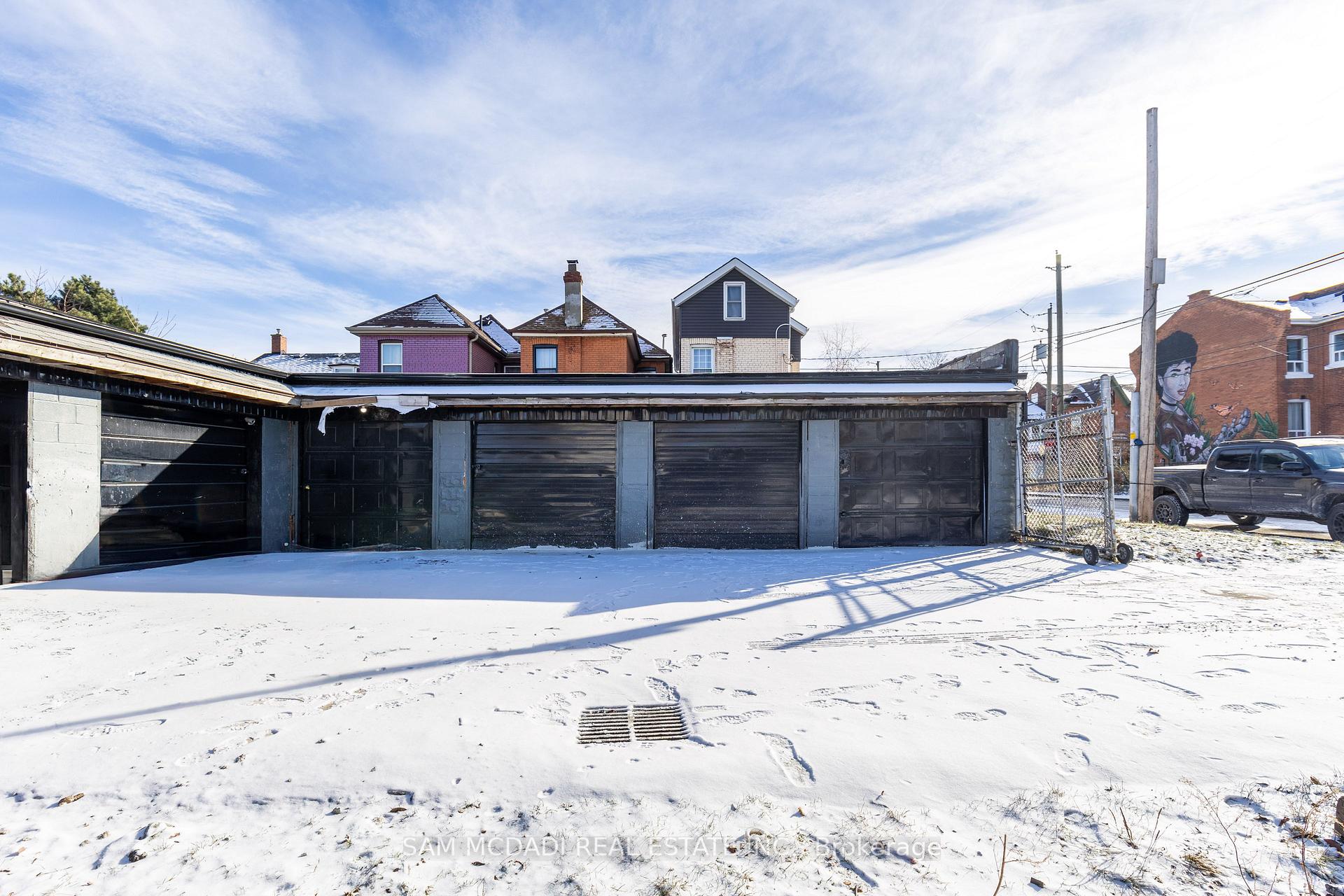 Photo 12 of 107 Robert Street, Hamilton, Beasley — HOMEH