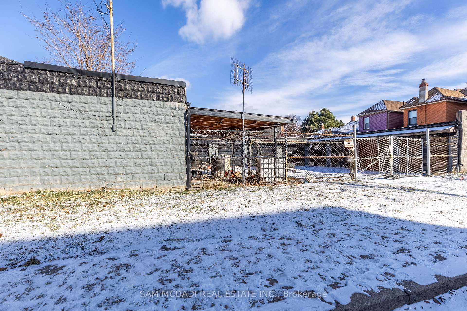 Photo 16 of 107 Robert Street, Hamilton, Beasley — HOMEH