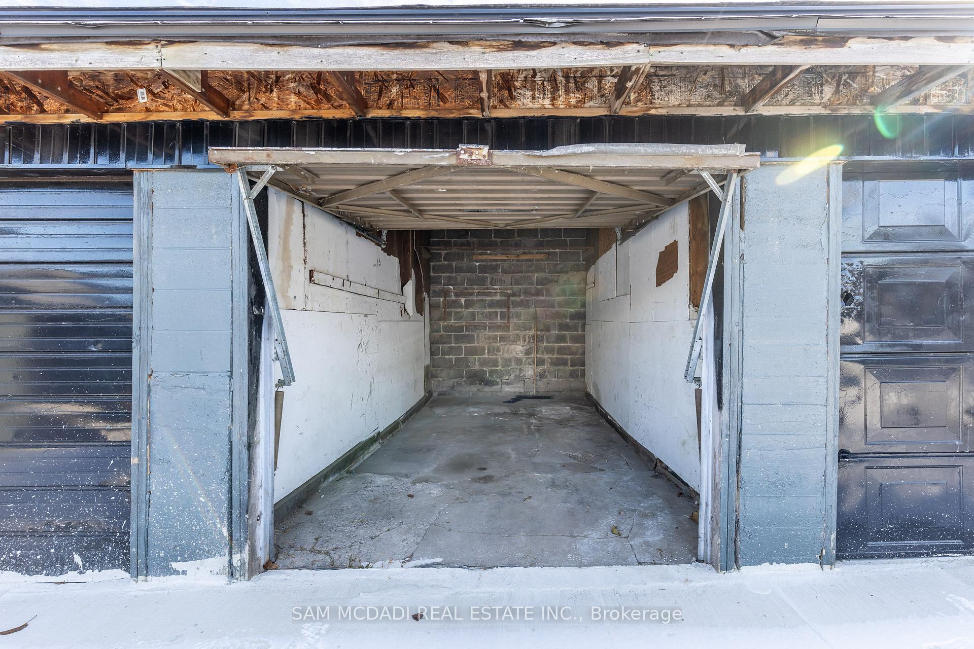 Photo 24 of 107 Robert Street, Hamilton, Beasley — HOMEH