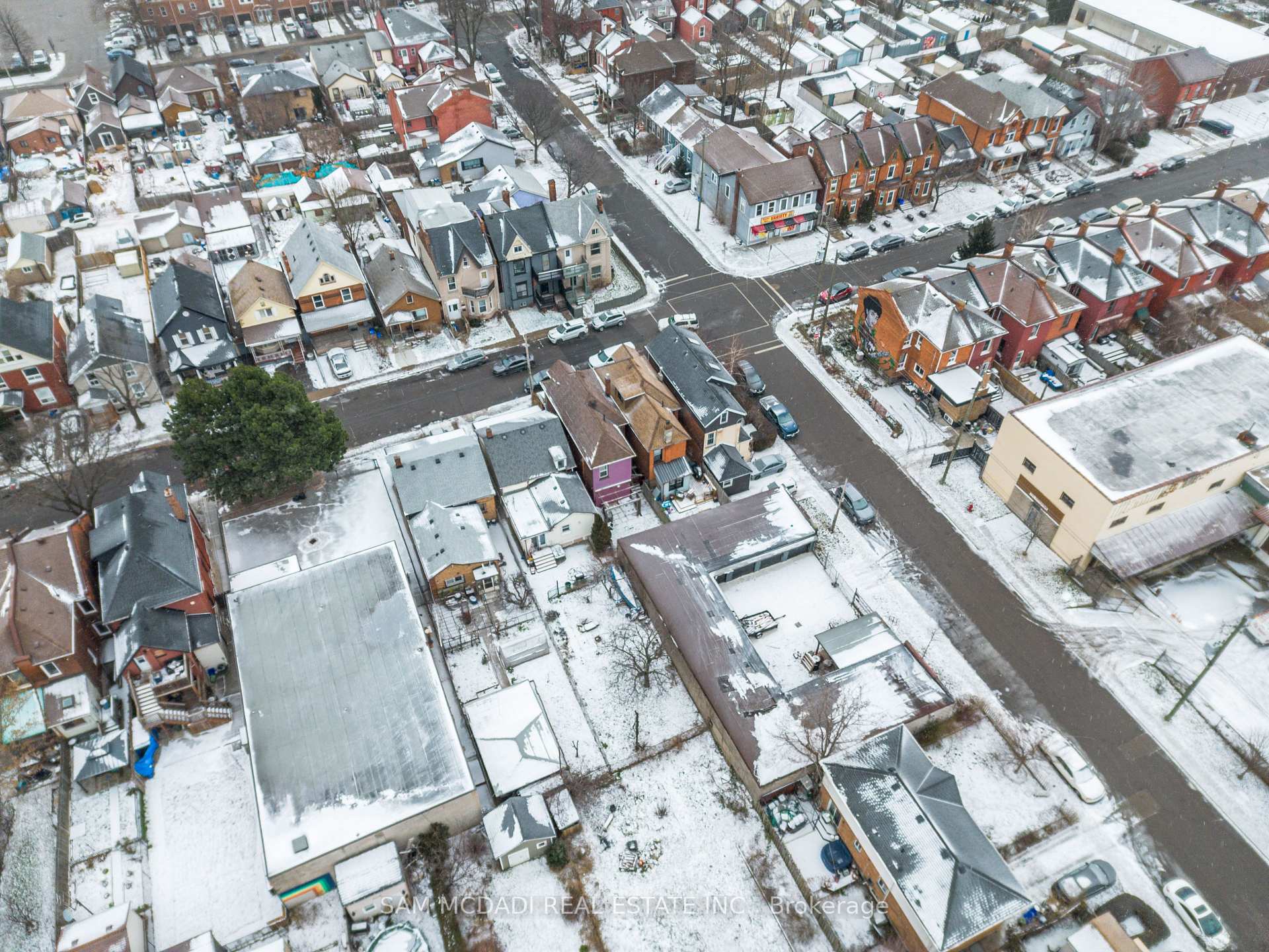 Photo 21 of 107 Robert Street, Hamilton, Beasley — HOMEH
