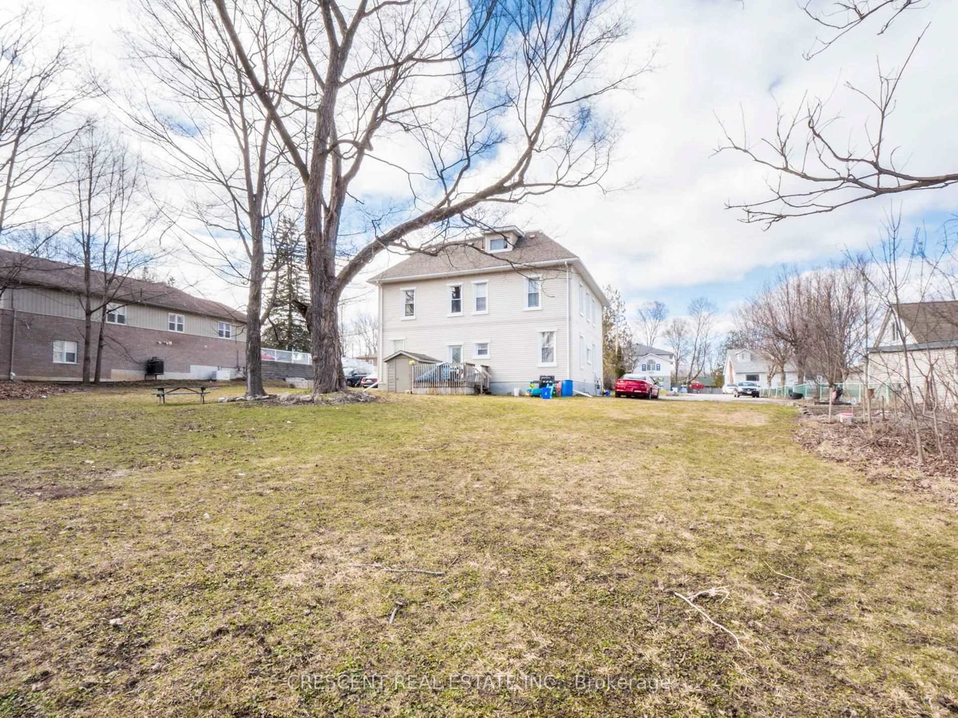 Photo 2 of 265 Barrie Road, Orillia — HOMEH