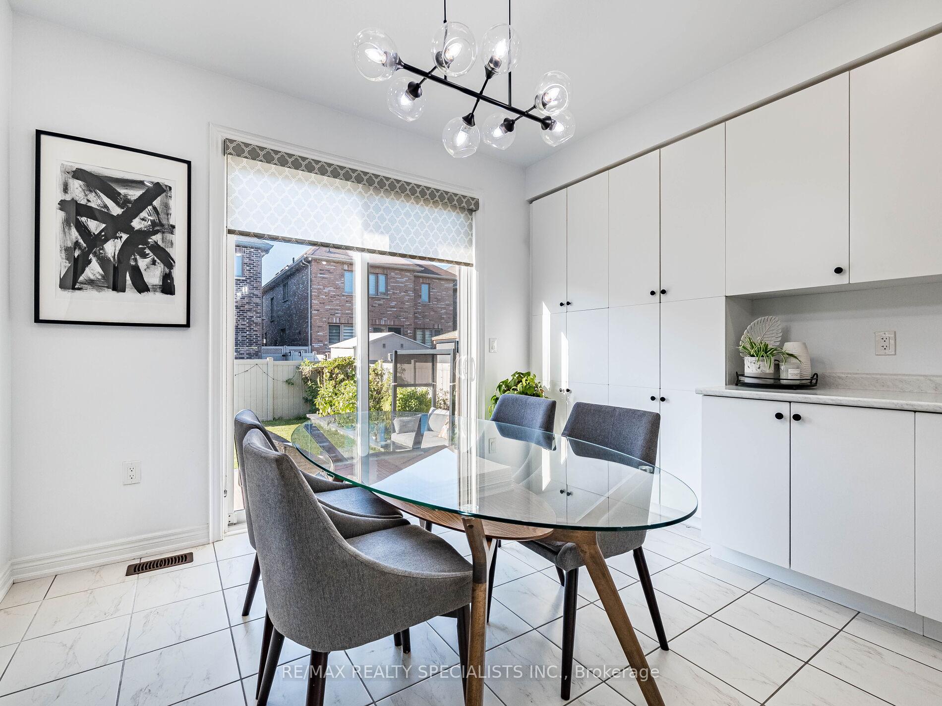 Photo 17 of 46 Forsyth Crescent, Brampton, Credit Valley — HOMEH