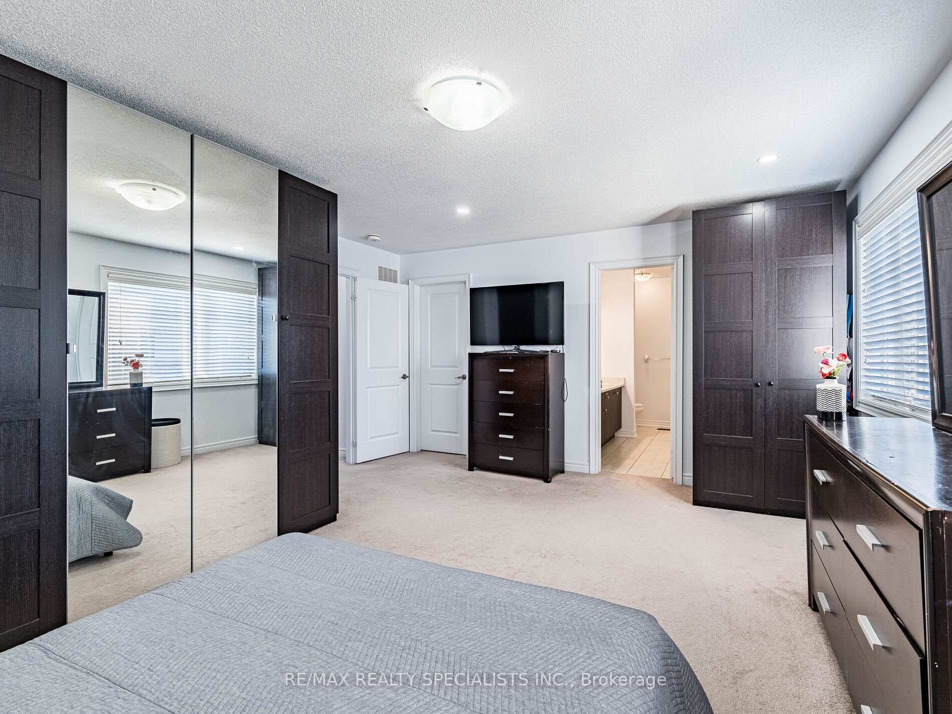 Photo 27 of 46 Forsyth Crescent, Brampton, Credit Valley — HOMEH