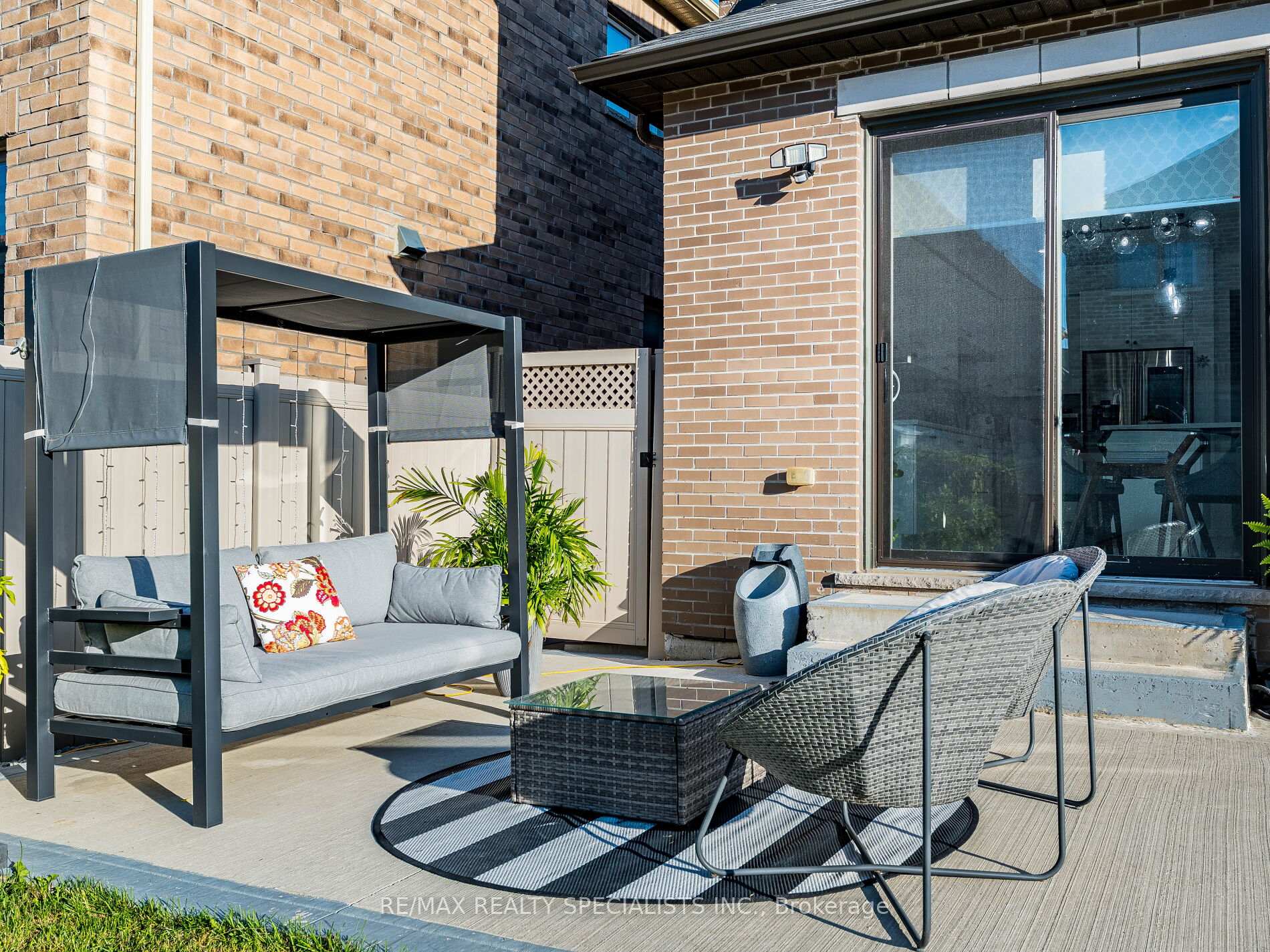 Photo 43 of 46 Forsyth Crescent, Brampton, Credit Valley — HOMEH