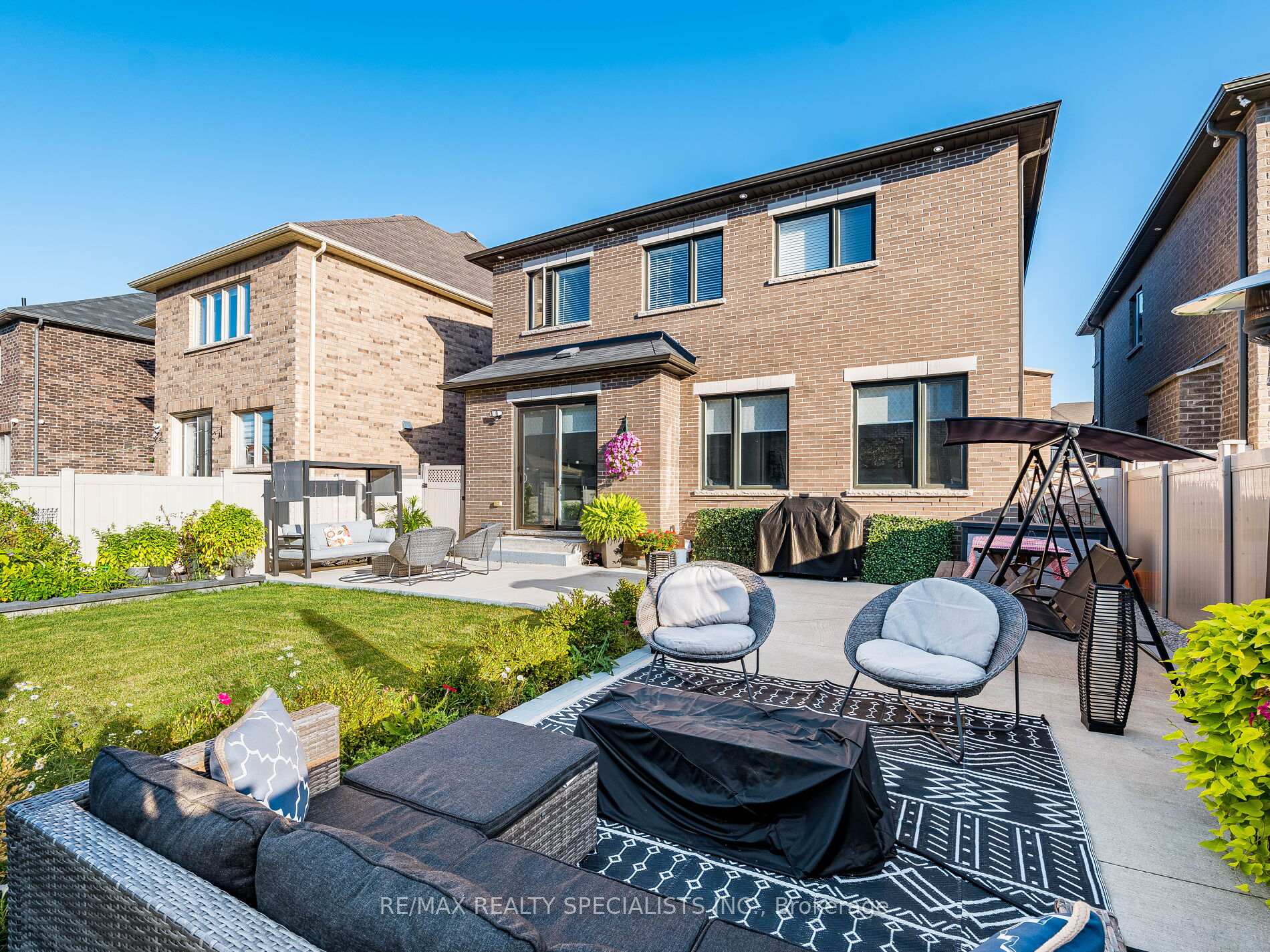Photo 44 of 46 Forsyth Crescent, Brampton, Credit Valley — HOMEH