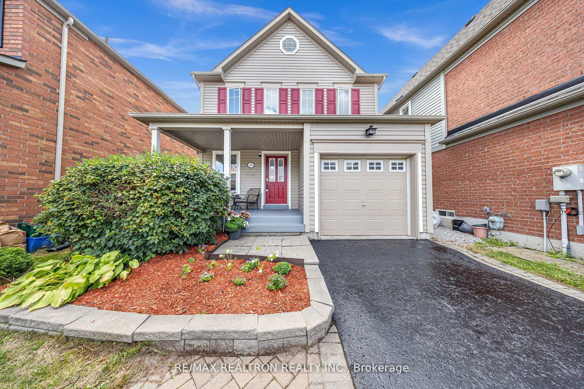 Front of 25 Cranston Avenue