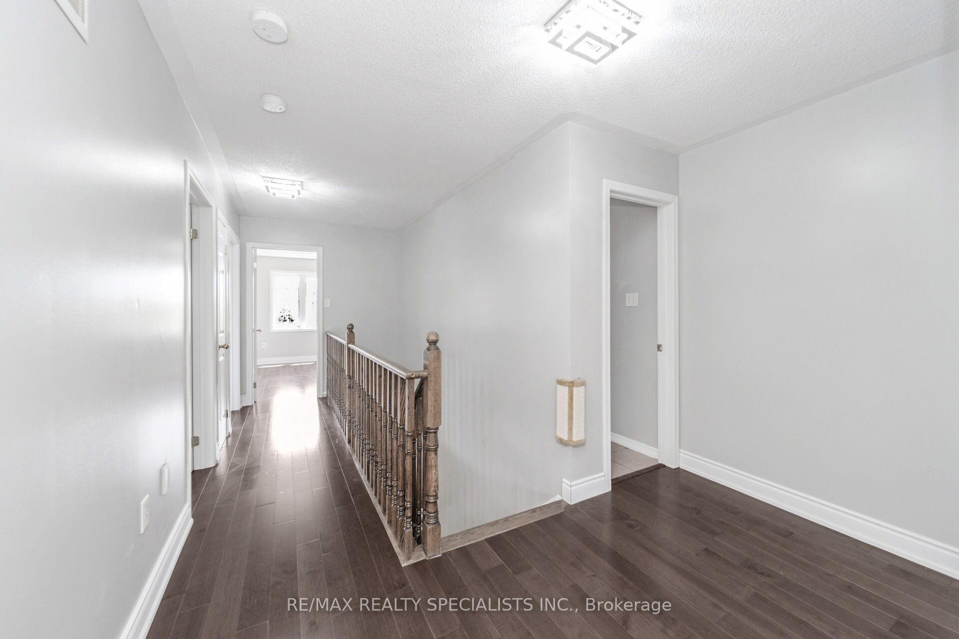 Photo 35 of 91 Laprade Square, Clarington, Bowmanville — HOMEH