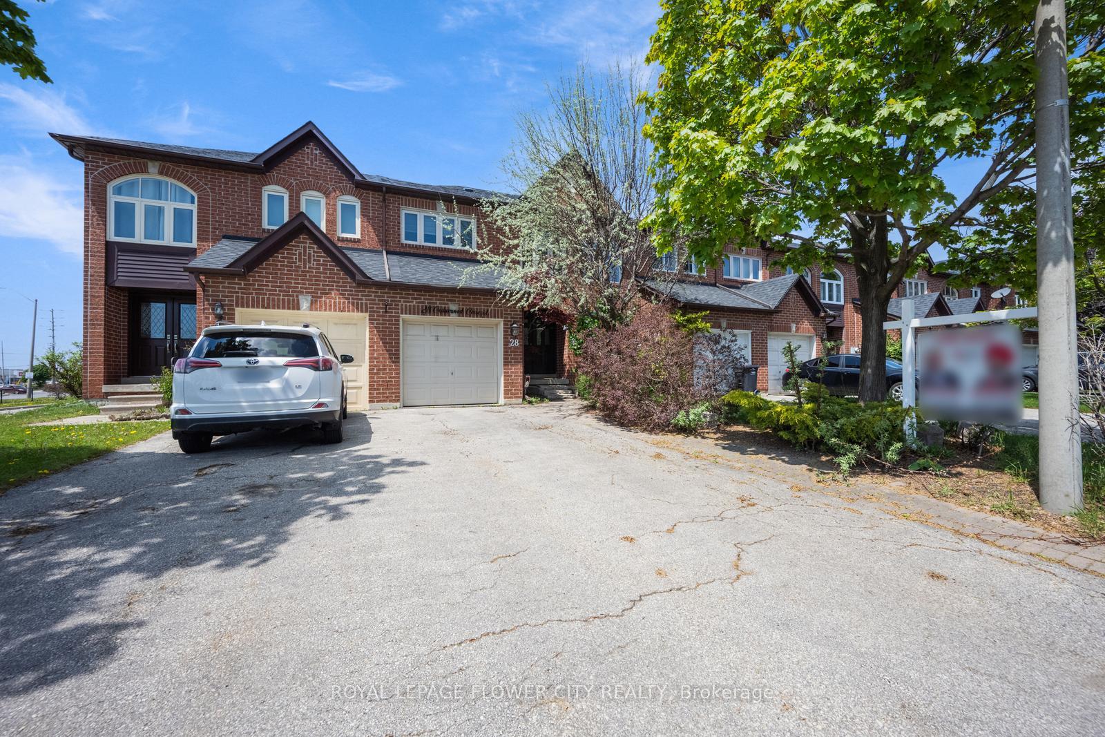 Photo 30 of 28 Cedarwood Crescent, Brampton, Bram West — HOMEH
