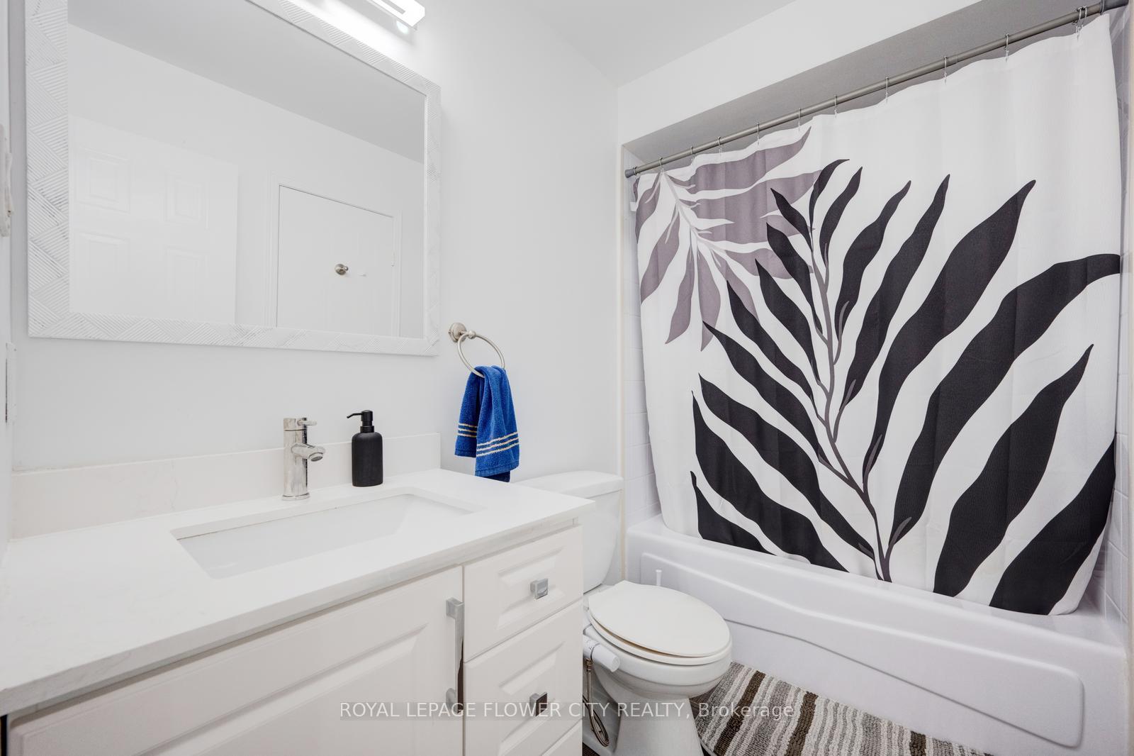 Photo 16 of 28 Cedarwood Crescent, Brampton, Bram West — HOMEH