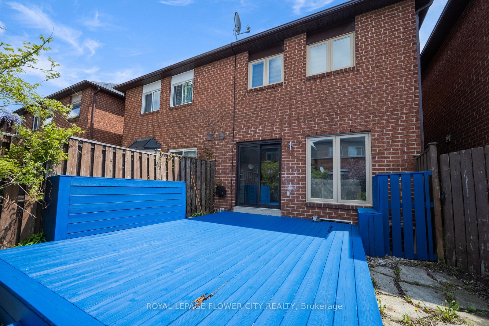 Photo 31 of 28 Cedarwood Crescent, Brampton, Bram West — HOMEH