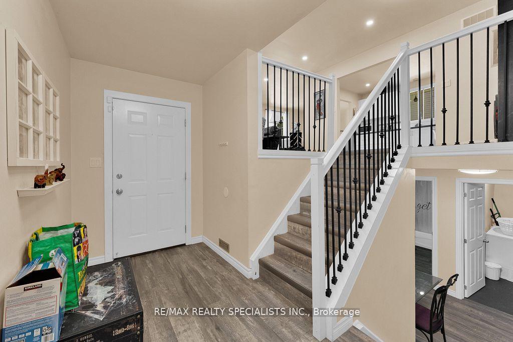 Photo 13 of 3195 Conservation Drive W, Windsor — HOMEH