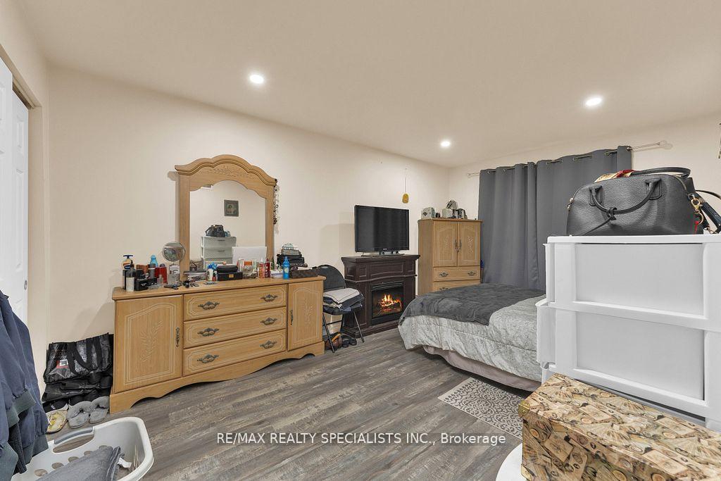 Photo 23 of 3195 Conservation Drive W, Windsor — HOMEH