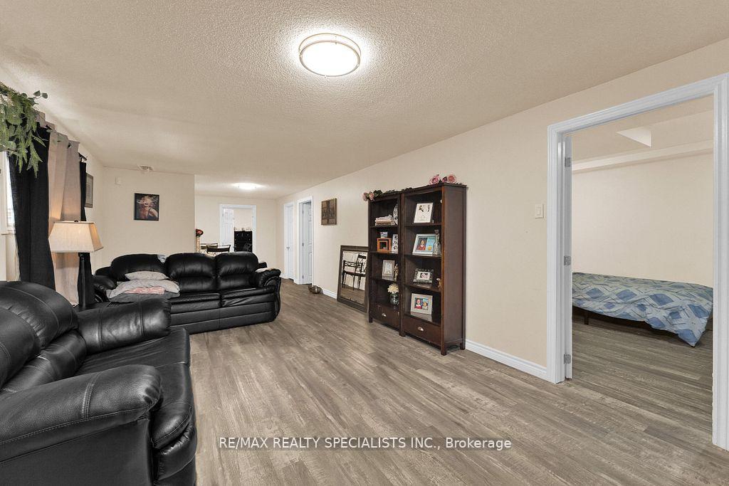 Photo 27 of 3195 Conservation Drive W, Windsor — HOMEH