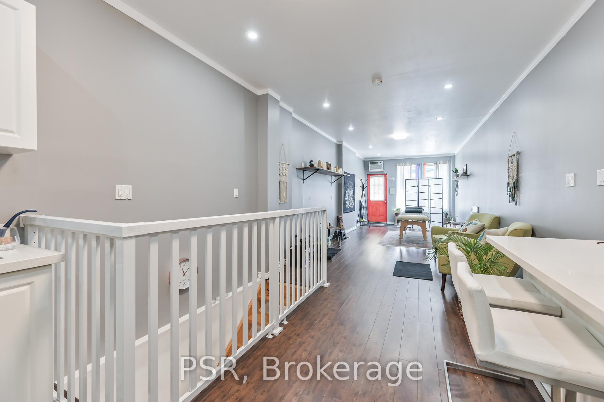 Photo 6 of 640 Pape Avenue, Toronto, North Riverdale — HOMEH