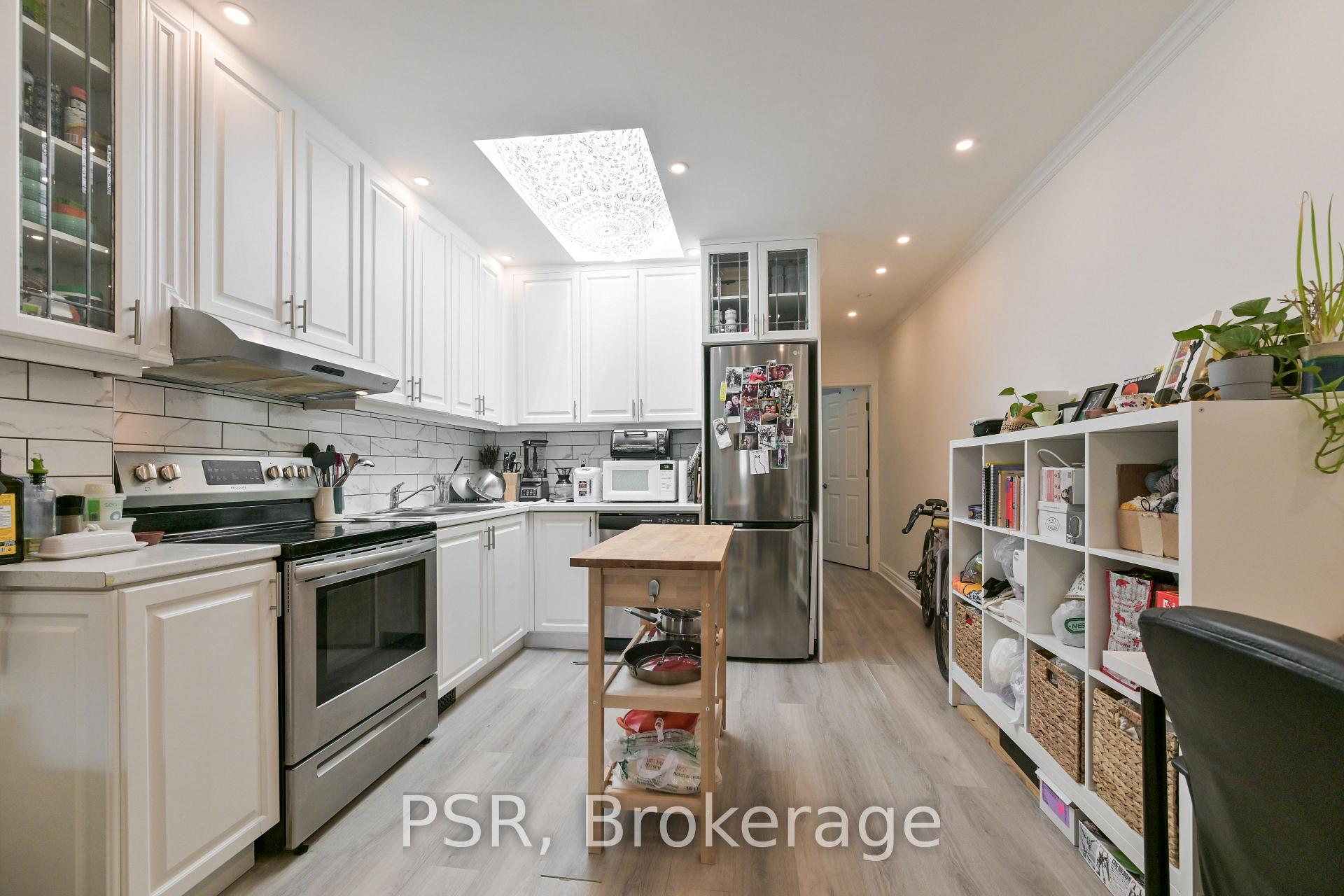 Photo 16 of 640 Pape Avenue, Toronto, North Riverdale — HOMEH