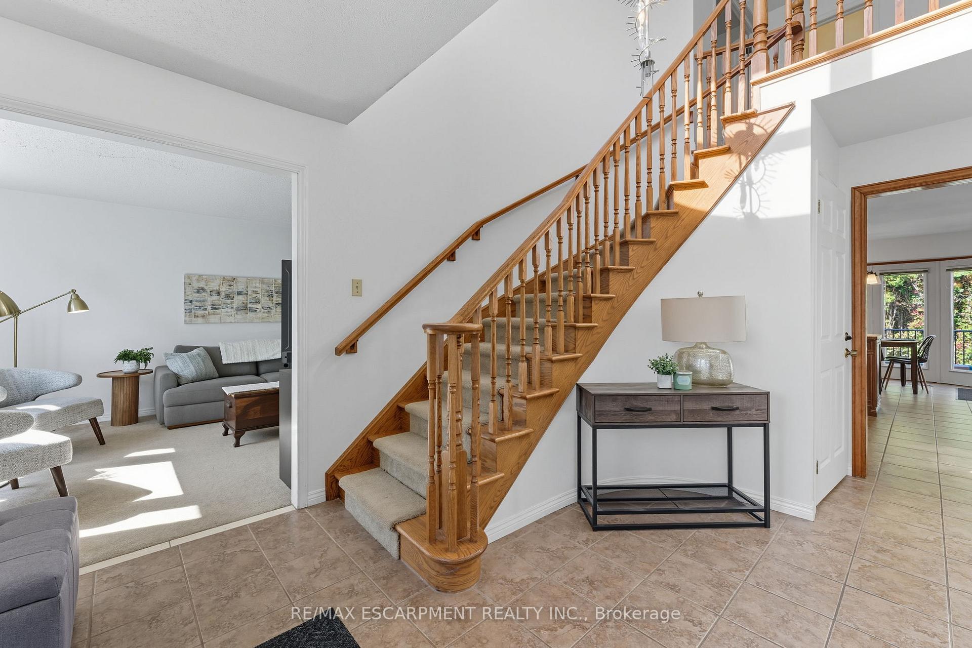 Photo 8 of 275 Cornwallis Road, Hamilton, Ancaster — HOMEH