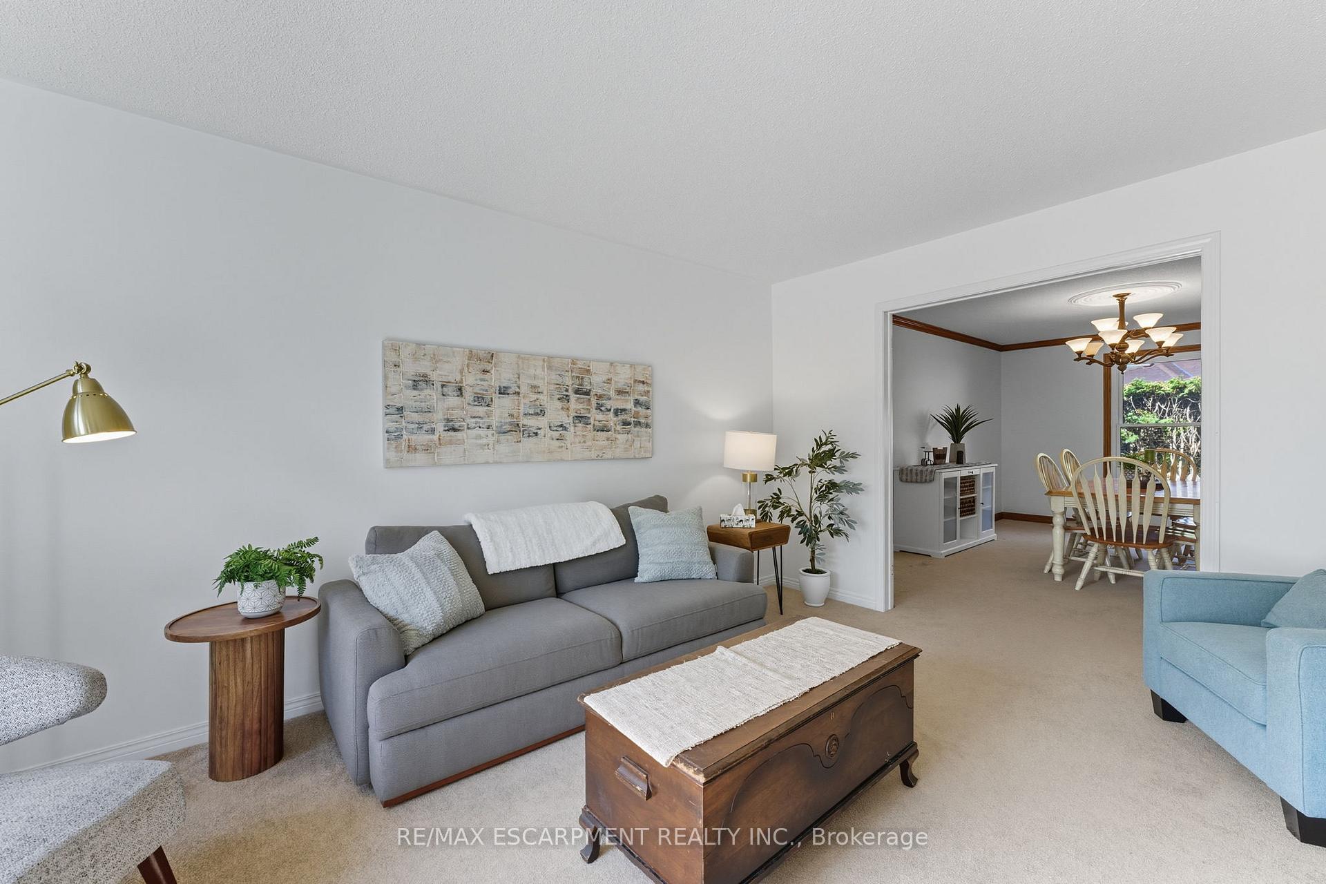 Photo 9 of 275 Cornwallis Road, Hamilton, Ancaster — HOMEH