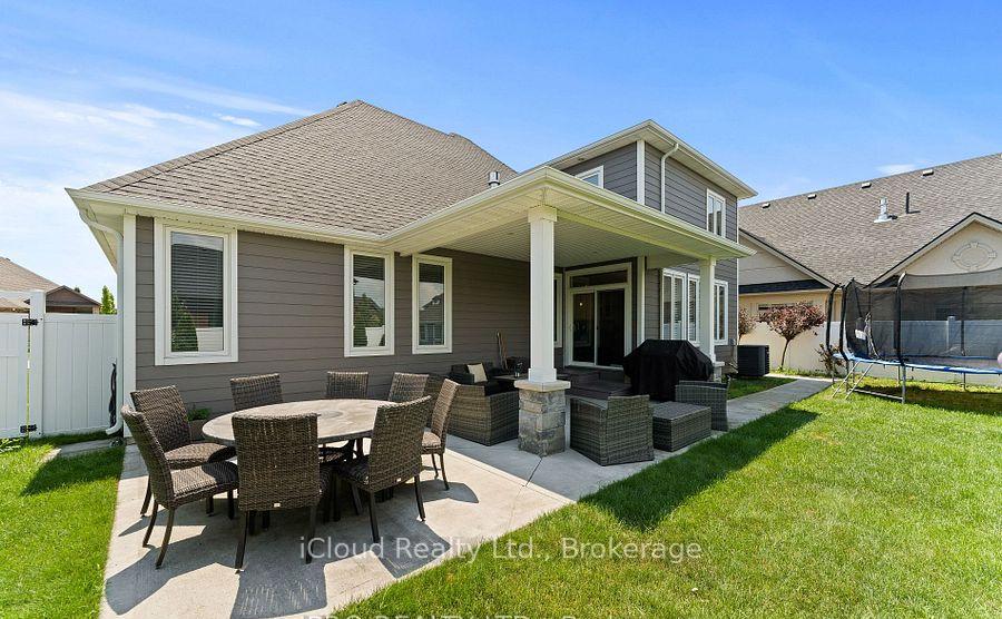 Photo 23 of 139 Blue Jay Crescent, Windsor — HOMEH