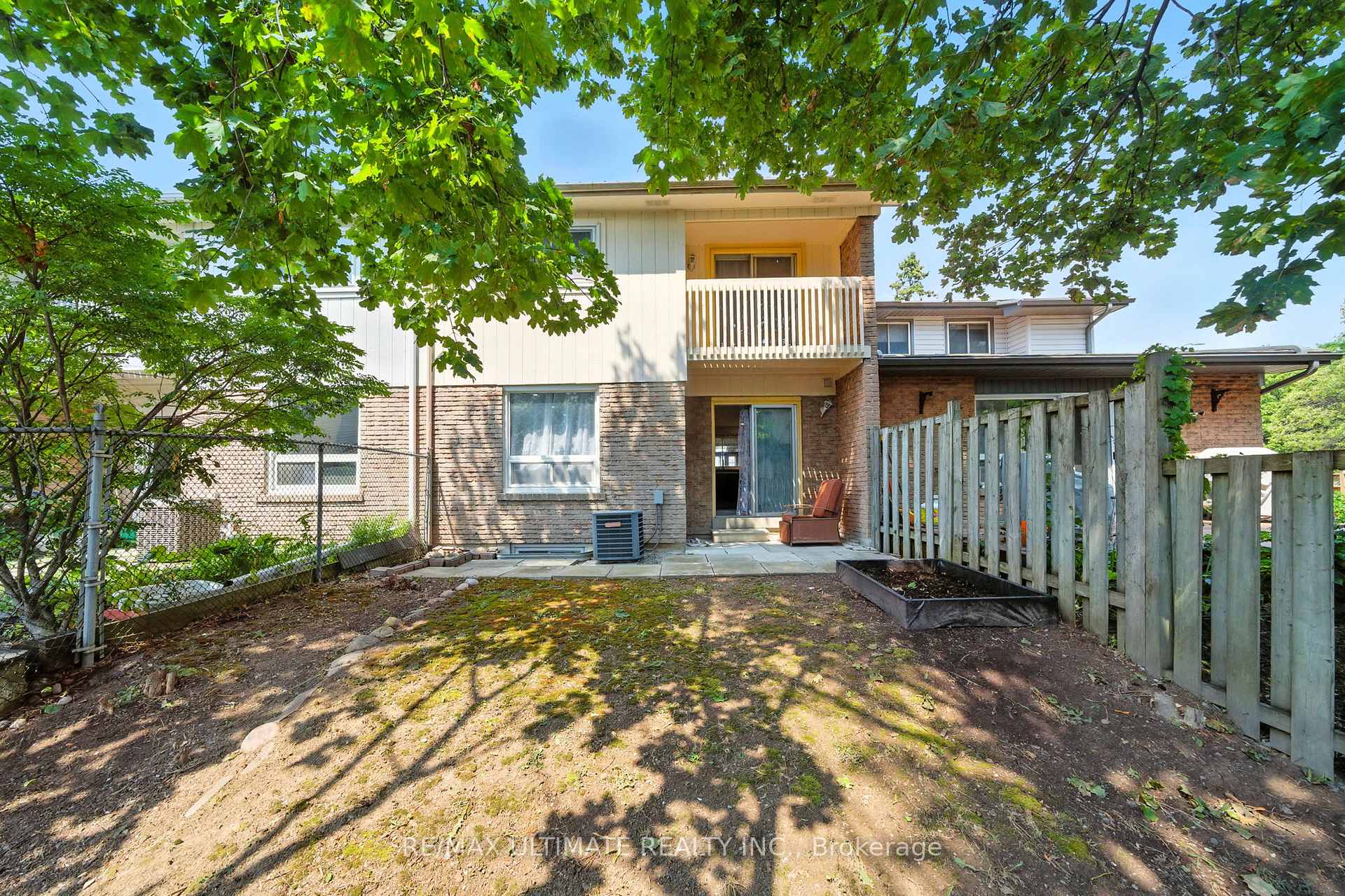Photo 46 of 1553 Geta Circle, Pickering, Village East — HOMEH