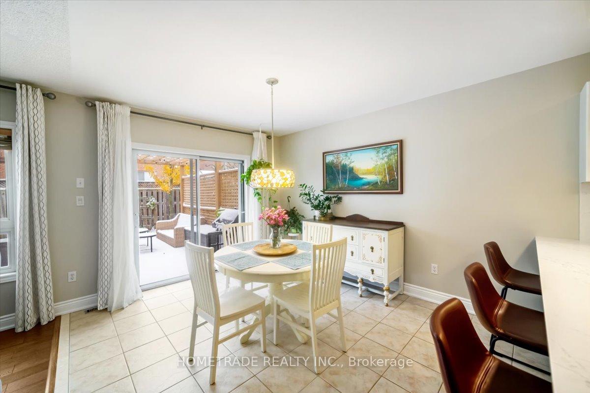 Photo 5 of 52 Bloxham Place, Barrie, Bayshore — HOMEH