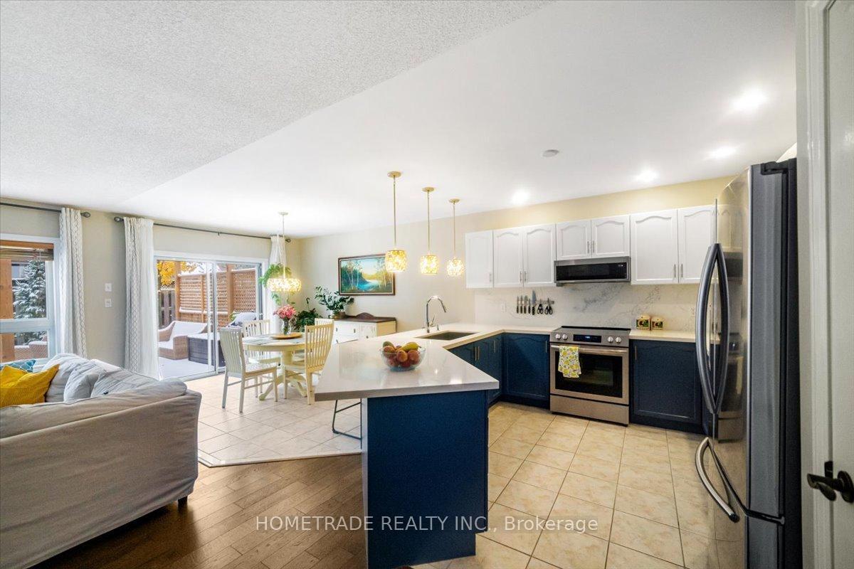 Photo 10 of 52 Bloxham Place, Barrie, Bayshore — HOMEH