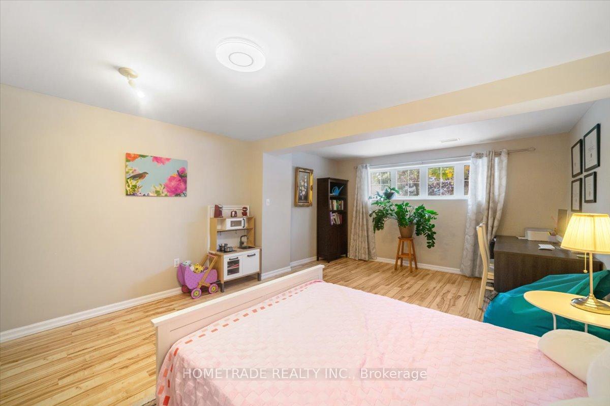 Photo 14 of 52 Bloxham Place, Barrie, Bayshore — HOMEH