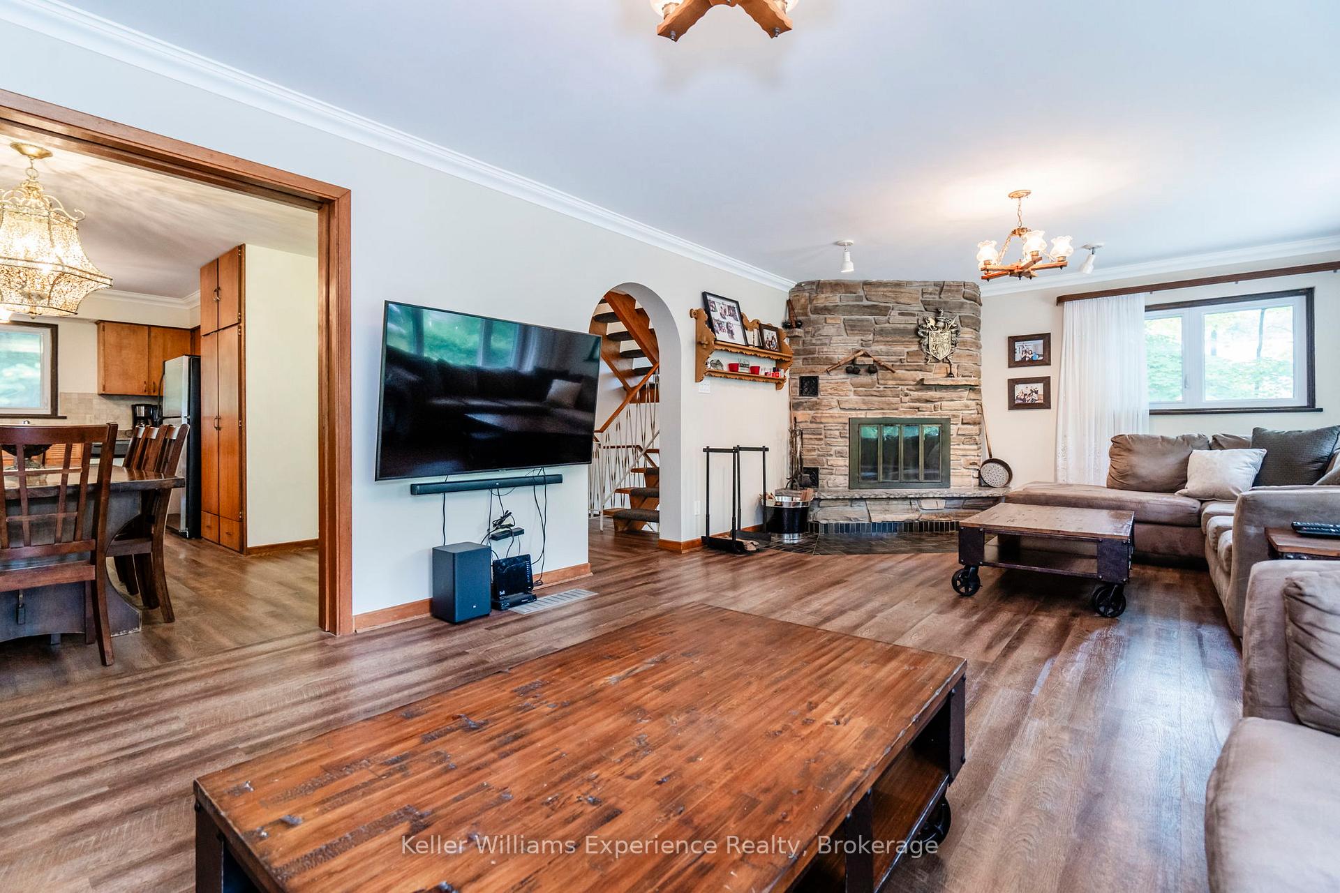 Photo 15 of 9 Bourgeois Court, Tiny, Rural Tiny — HOMEH