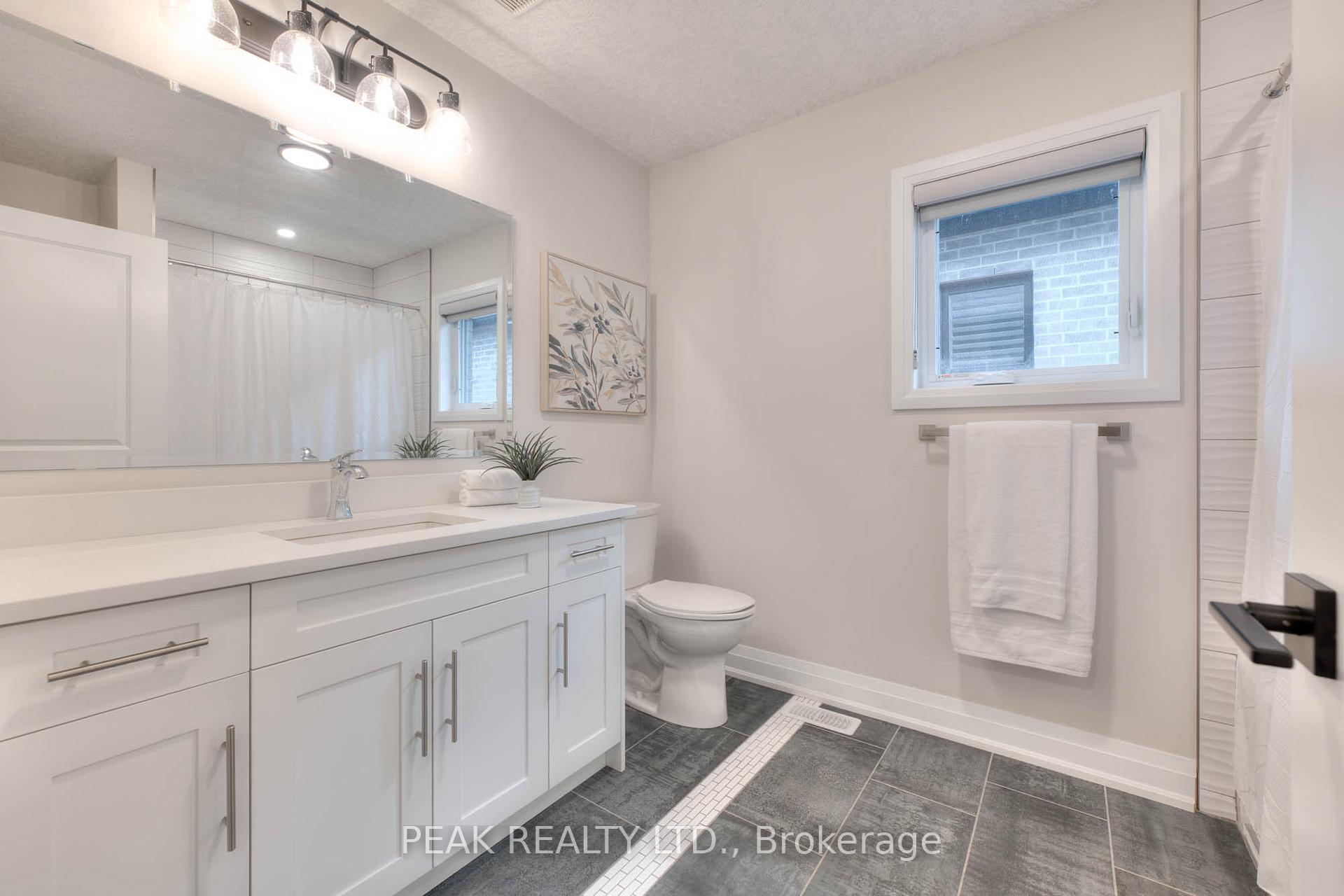 Photo 30 of 231 Forest Creek Drive, Kitchener — HOMEH