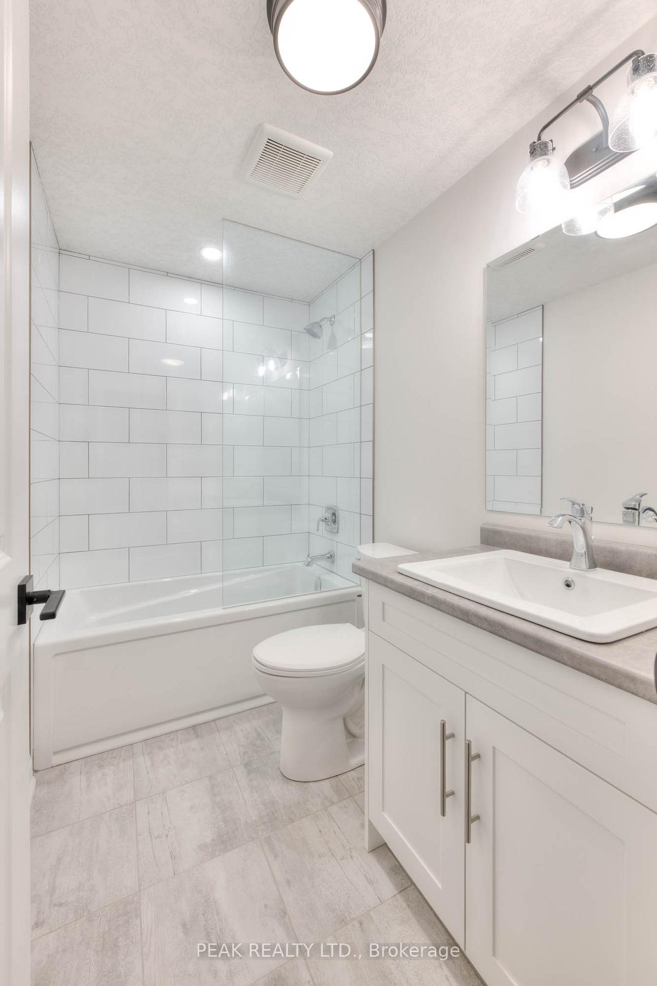 Photo 34 of 231 Forest Creek Drive, Kitchener — HOMEH