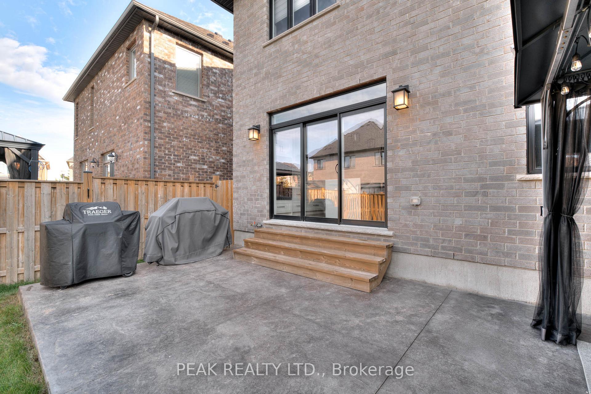 Photo 37 of 231 Forest Creek Drive, Kitchener — HOMEH