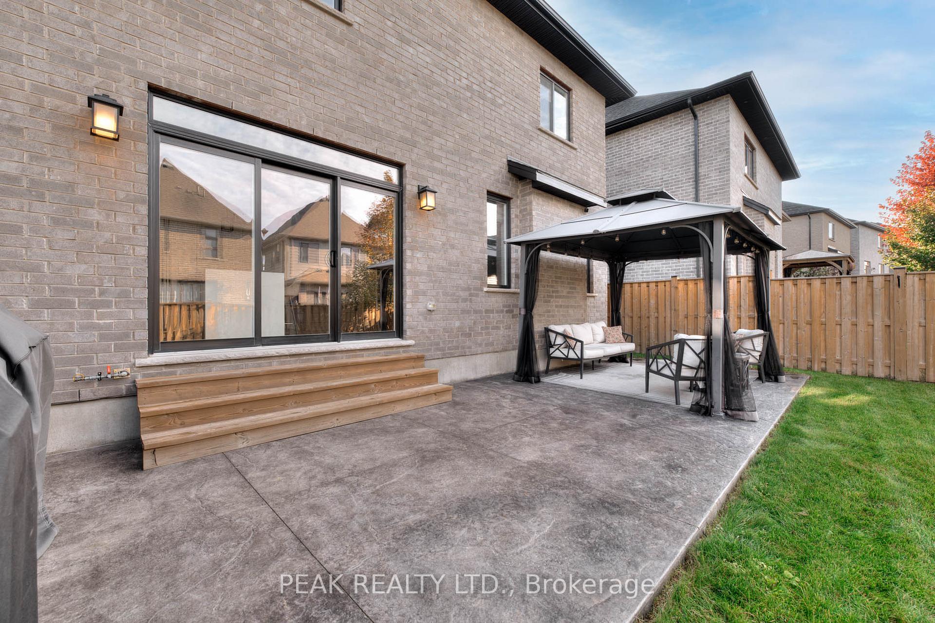 Photo 36 of 231 Forest Creek Drive, Kitchener — HOMEH