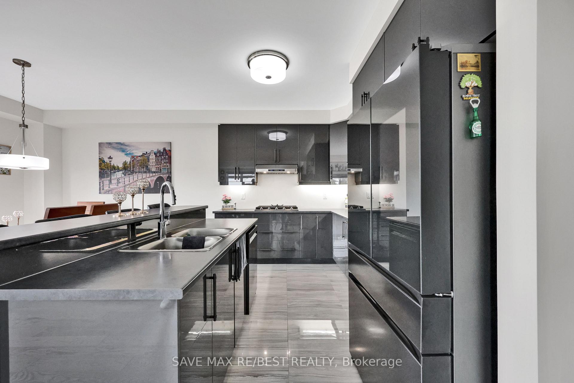 Photo 17 of 130 Hitchman Street, Brant, Paris — HOMEH