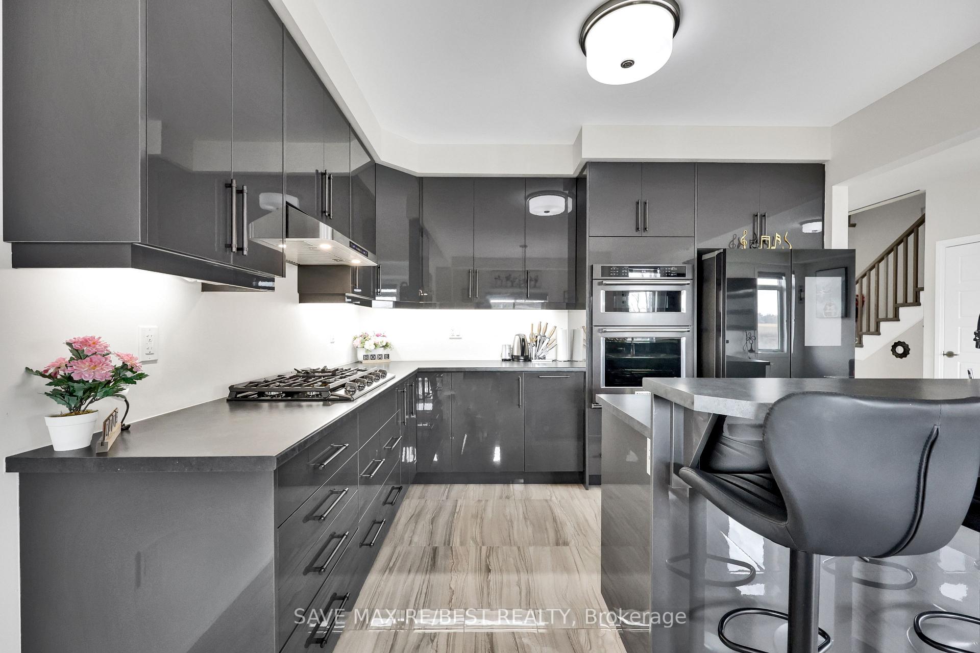 Photo 20 of 130 Hitchman Street, Brant, Paris — HOMEH
