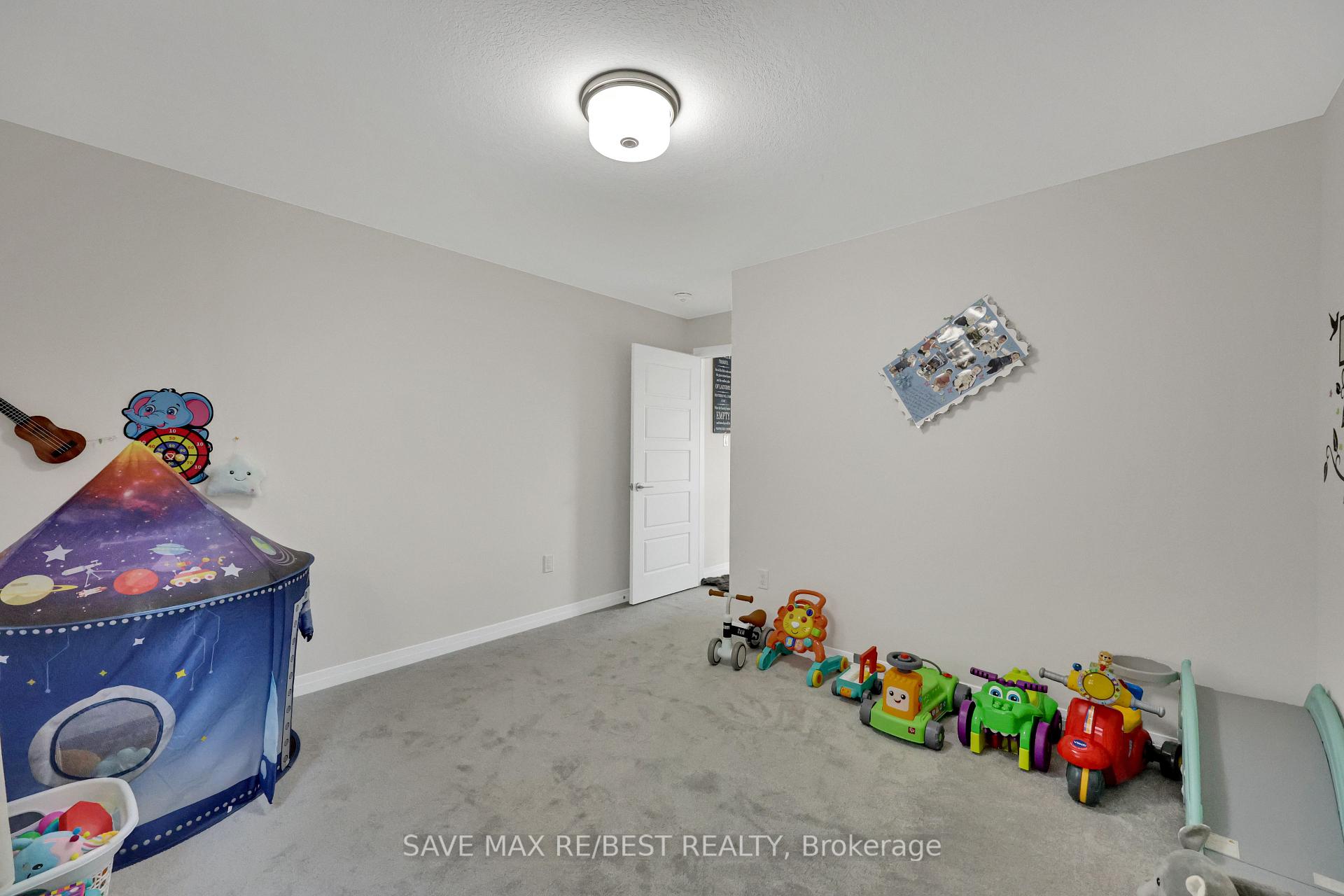 Photo 26 of 130 Hitchman Street, Brant, Paris — HOMEH