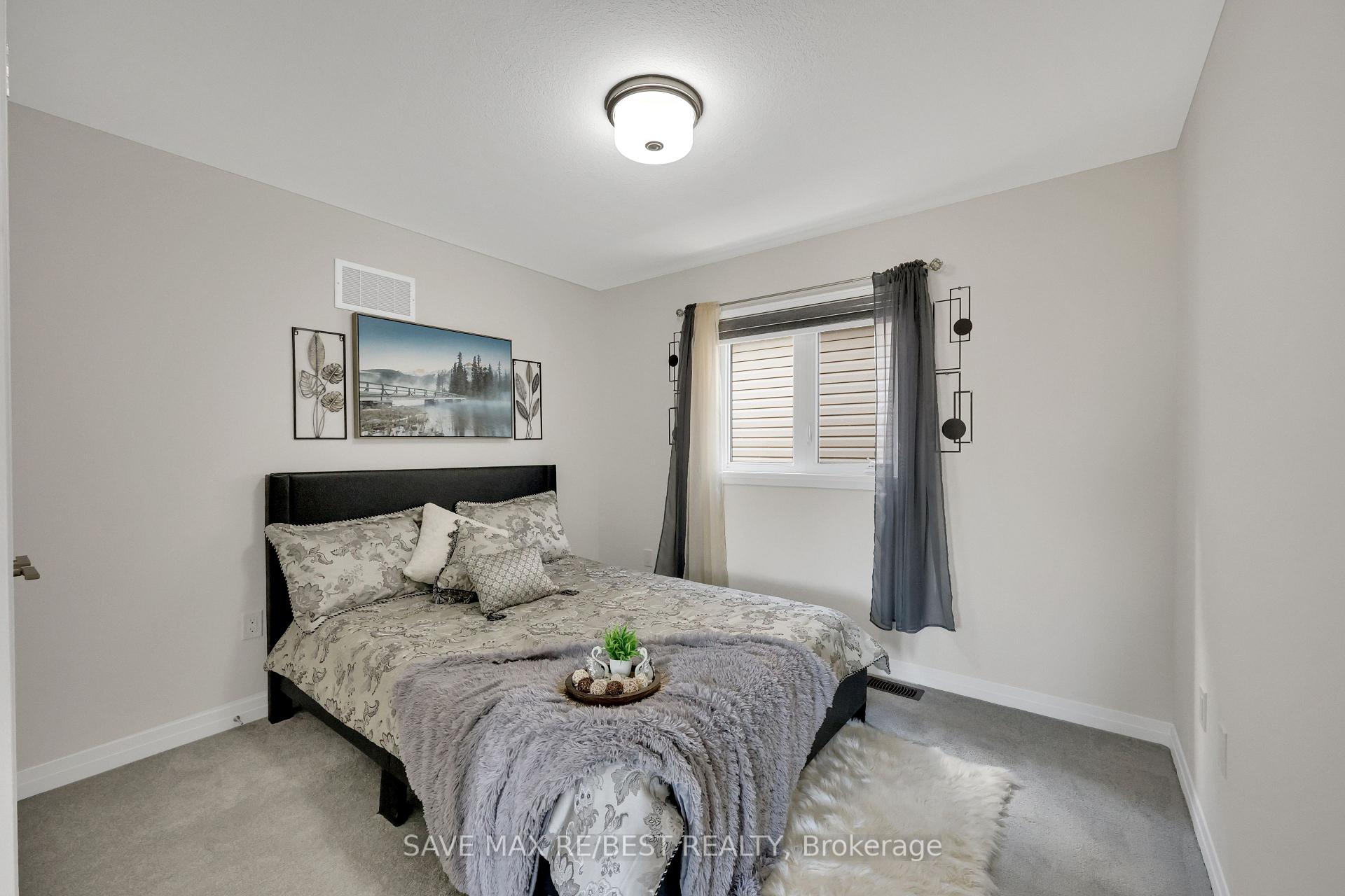 Photo 29 of 130 Hitchman Street, Brant, Paris — HOMEH