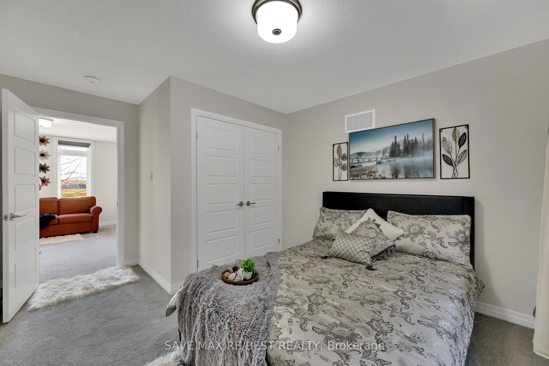 Photo 30 of 130 Hitchman Street, Brant, Paris — HOMEH
