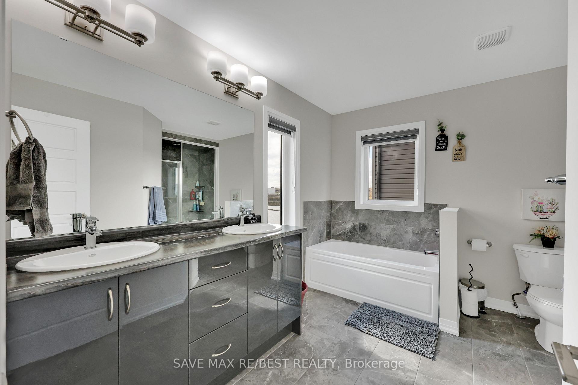 Photo 38 of 130 Hitchman Street, Brant, Paris — HOMEH