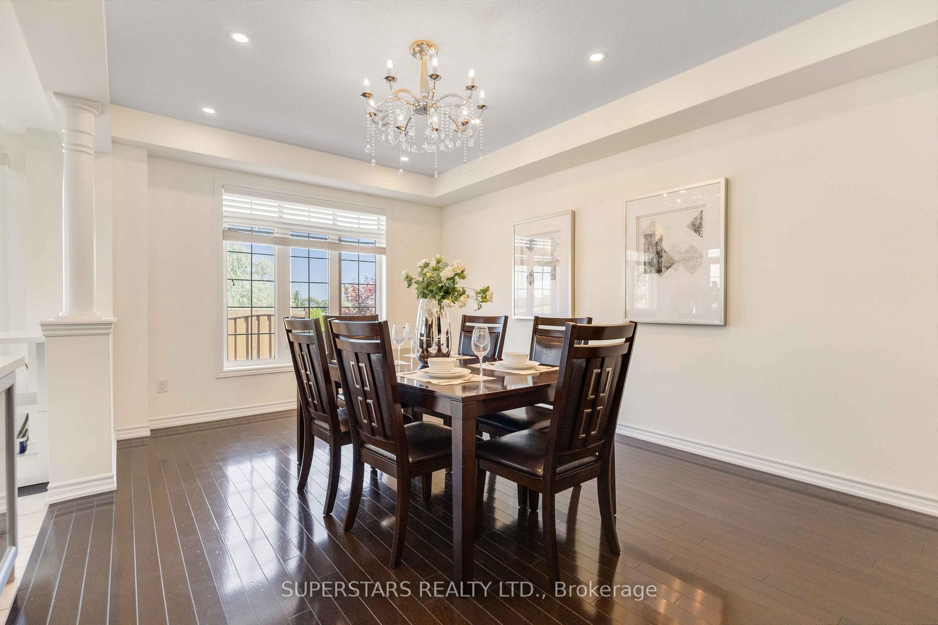 Photo 11 of 70 Living Cres, Markham, Victoria Square — HOMEH