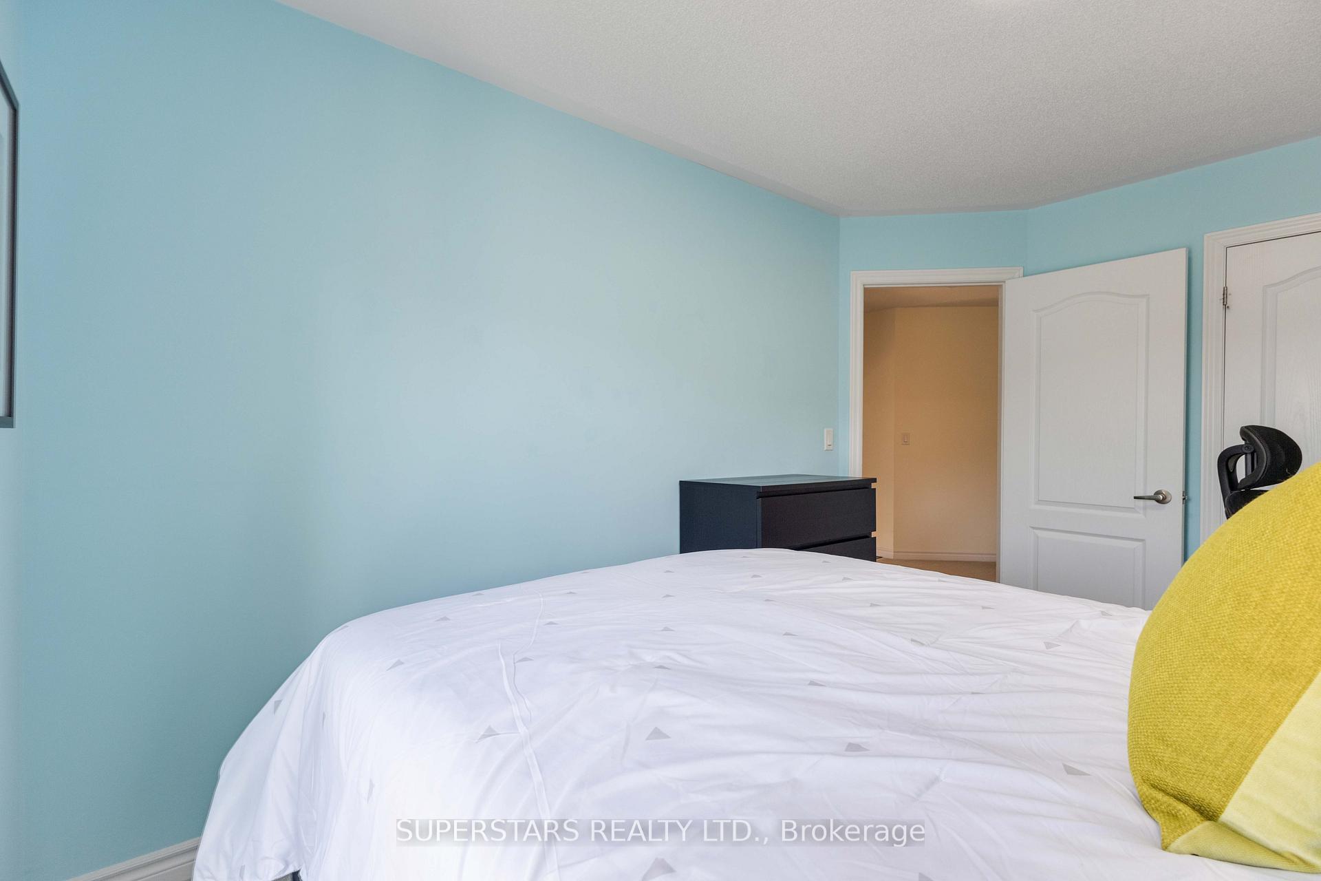 Photo 34 of 70 Living Cres, Markham, Victoria Square — HOMEH