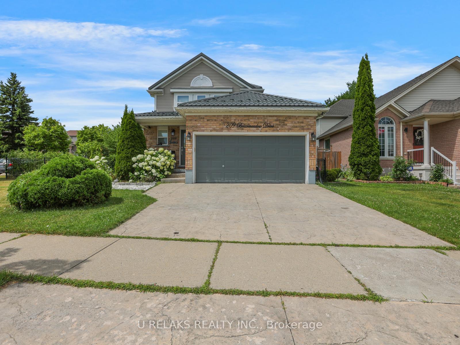 Front of 209 Briarmeadow Drive