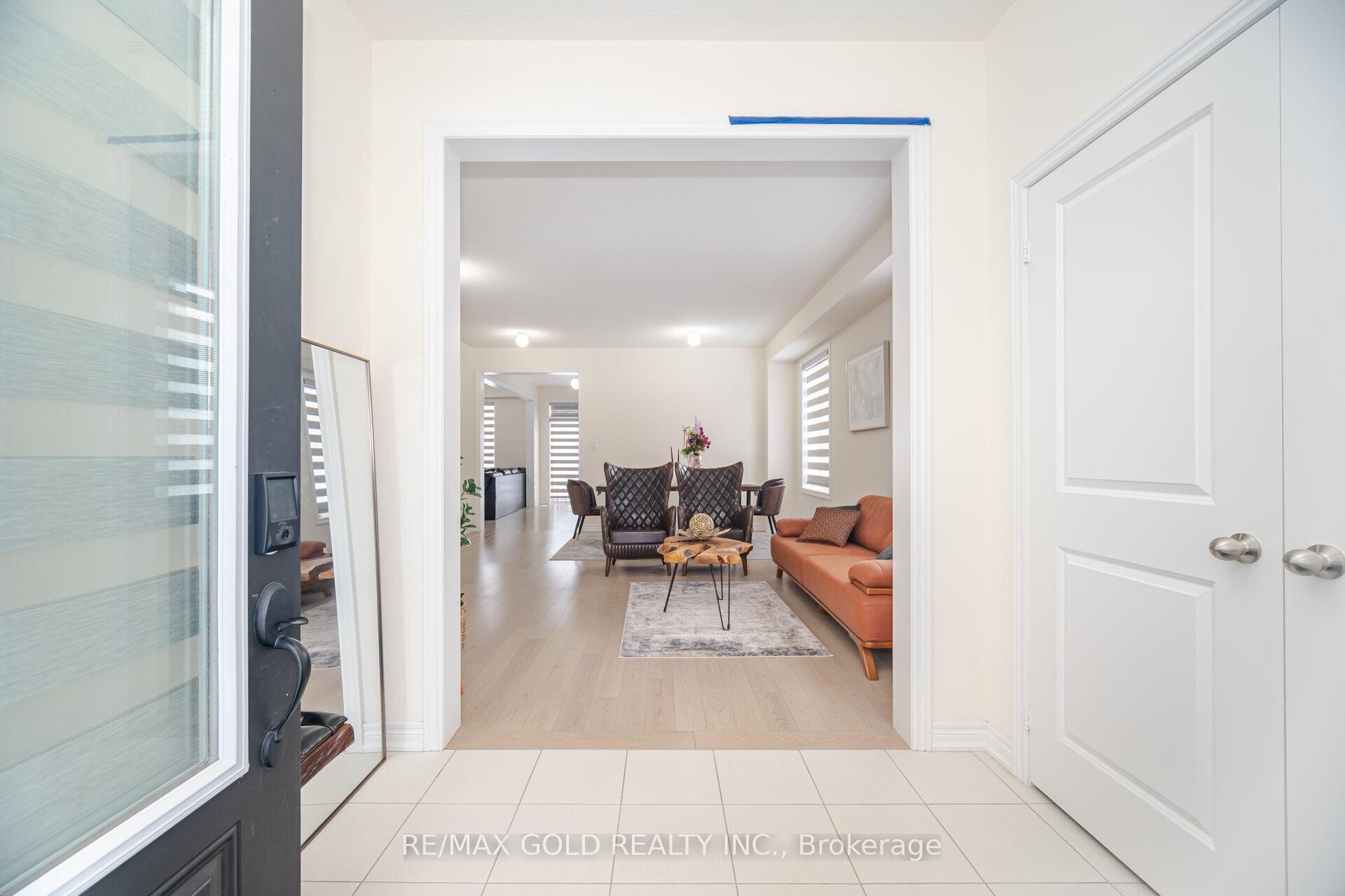 Photo 9 of 483 Black Cherry Crescent, Shelburne — HOMEH