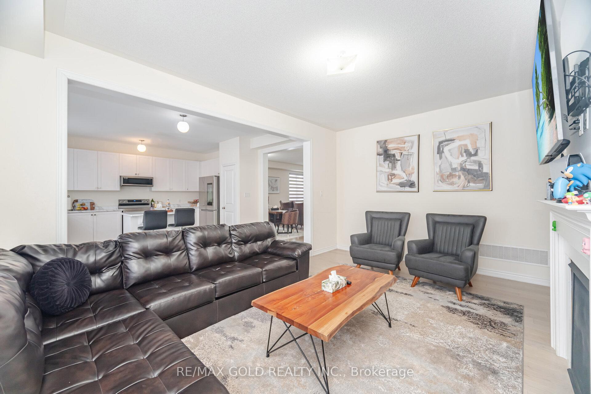 Photo 30 of 483 Black Cherry Crescent, Shelburne — HOMEH