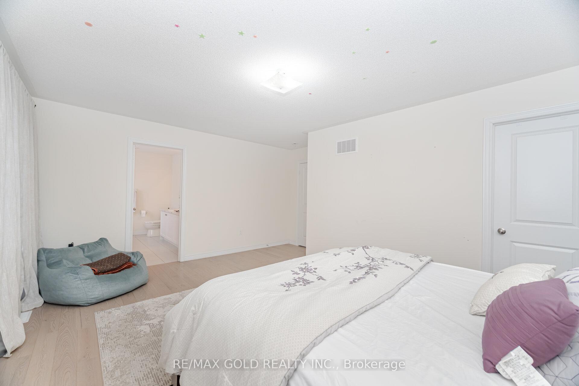Photo 23 of 483 Black Cherry Crescent, Shelburne — HOMEH